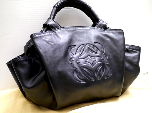 美品◆LOEWE ロエベ NAPPA AIRE ナッパアイレ 巾着型 レザー トート ハンド バッグ 黒◆ 大人気ナッパアイレから使い回しに便利なブラック