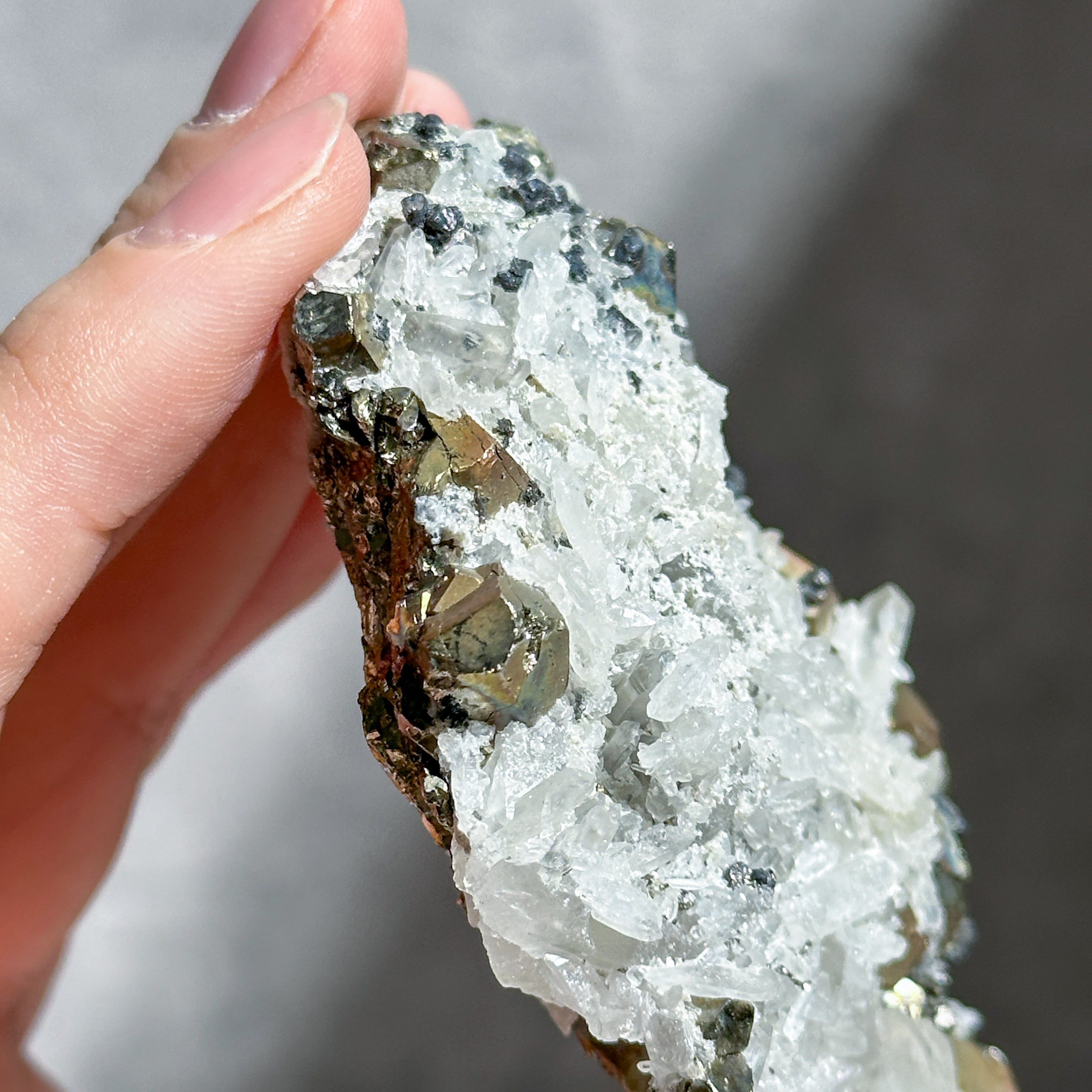 クリアクオーツwithパイライト 原石15◇Clear Quartz with Pyrite