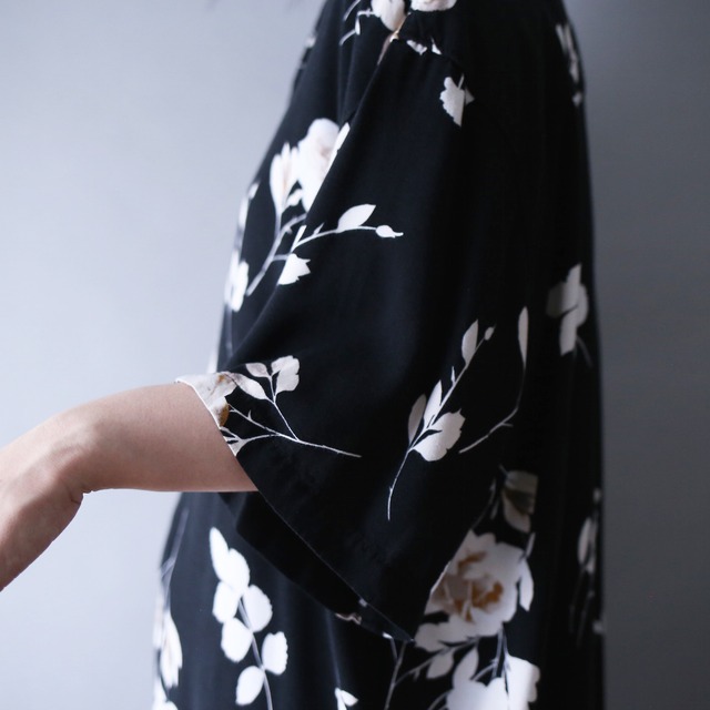 black base flower art pattern over silhouette open-collar l/s shirt