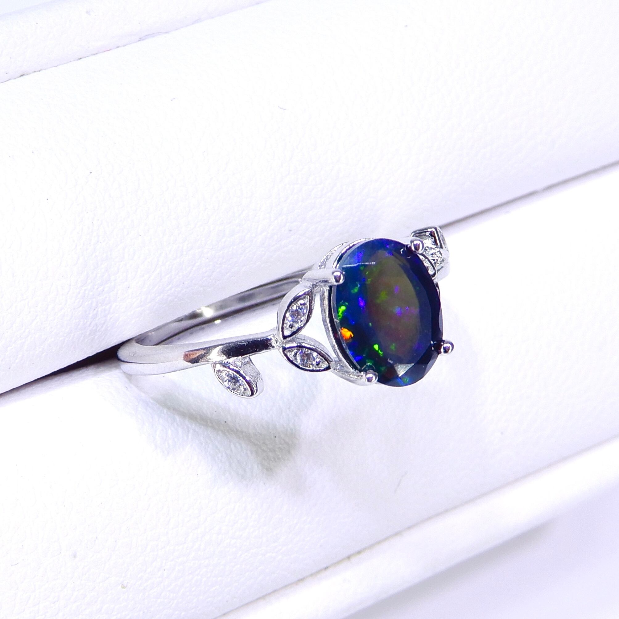 リング♦︎エチオピアンオパール♦︎WGカラー《0123》