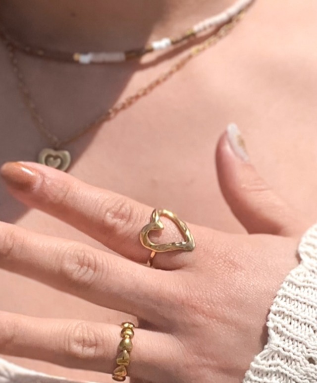 Design heart ring