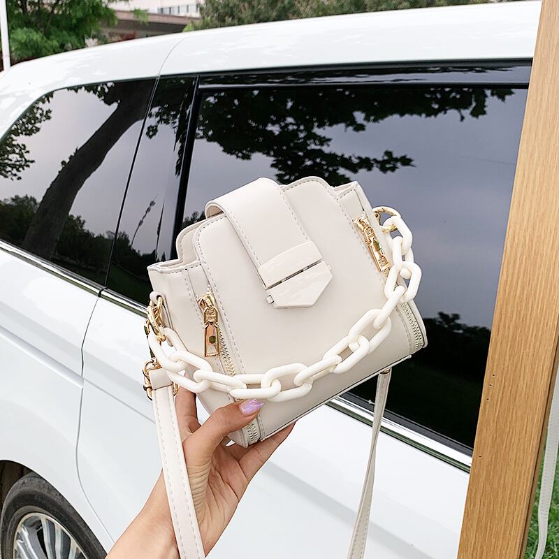 オールマッチインスモールバッグ女性バッグ2020人気のニューウェーブサマーチェーンメッセンジャーバッグネットレッドファッションバケットバッグ Tiancai_Wing_Bag3072123