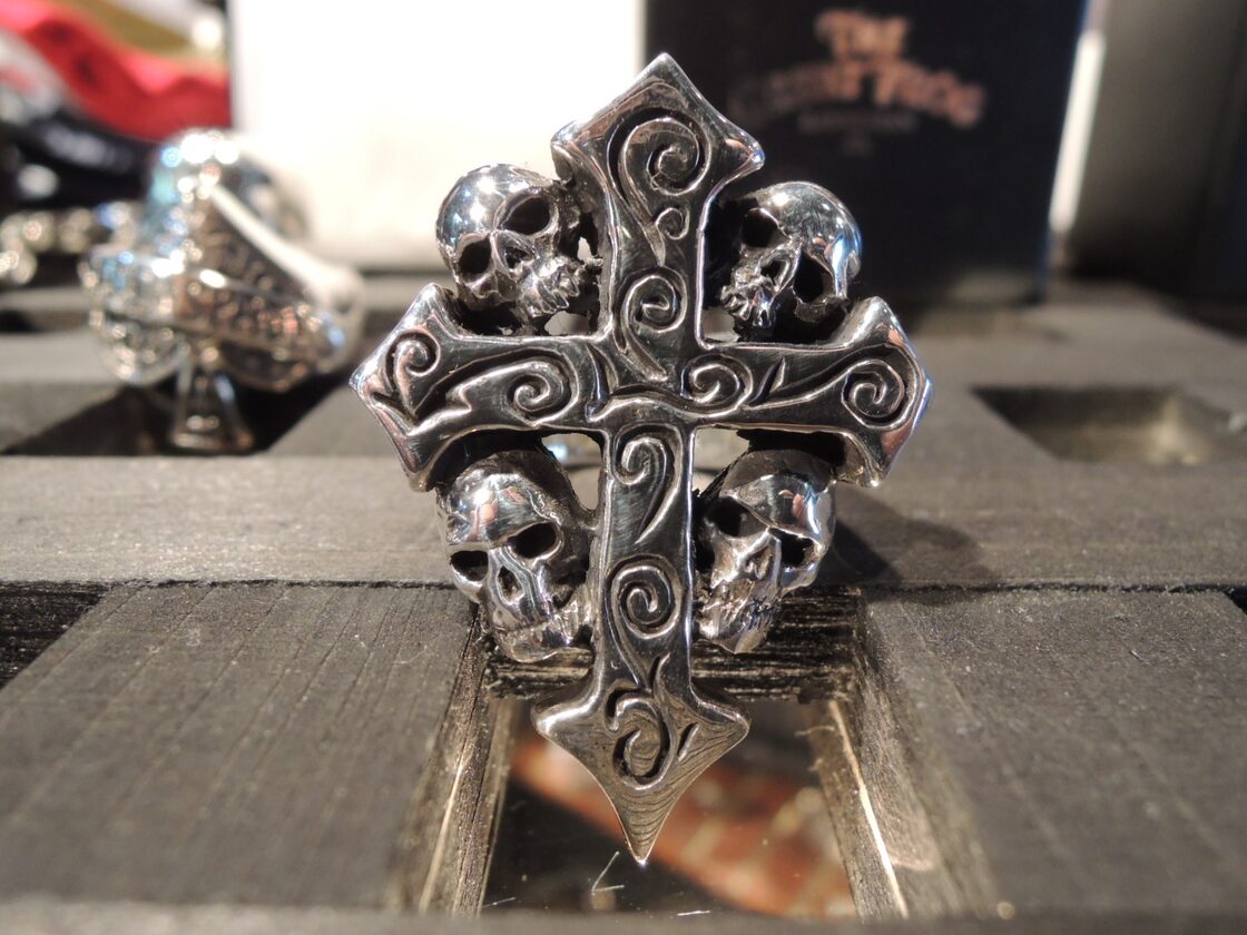 THE GREAT FROG HEAVY SKULL CROSS RING グレートフロッグ | PAY ID