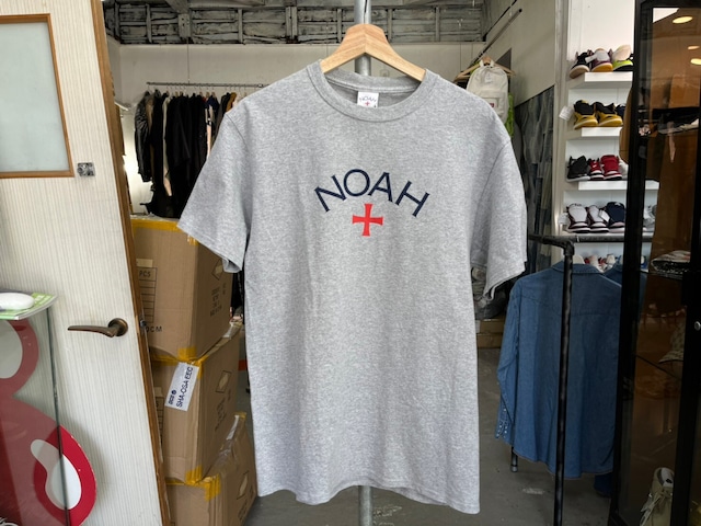 NOAH NYC FRONT LOGO TEE GREY MEDIUM 08822