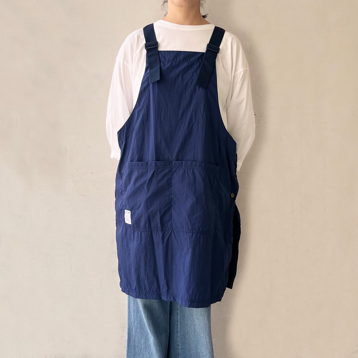 極軽撥水エプロン KITEMITE キテミテ 専用同色ポーチ付 | FABORI