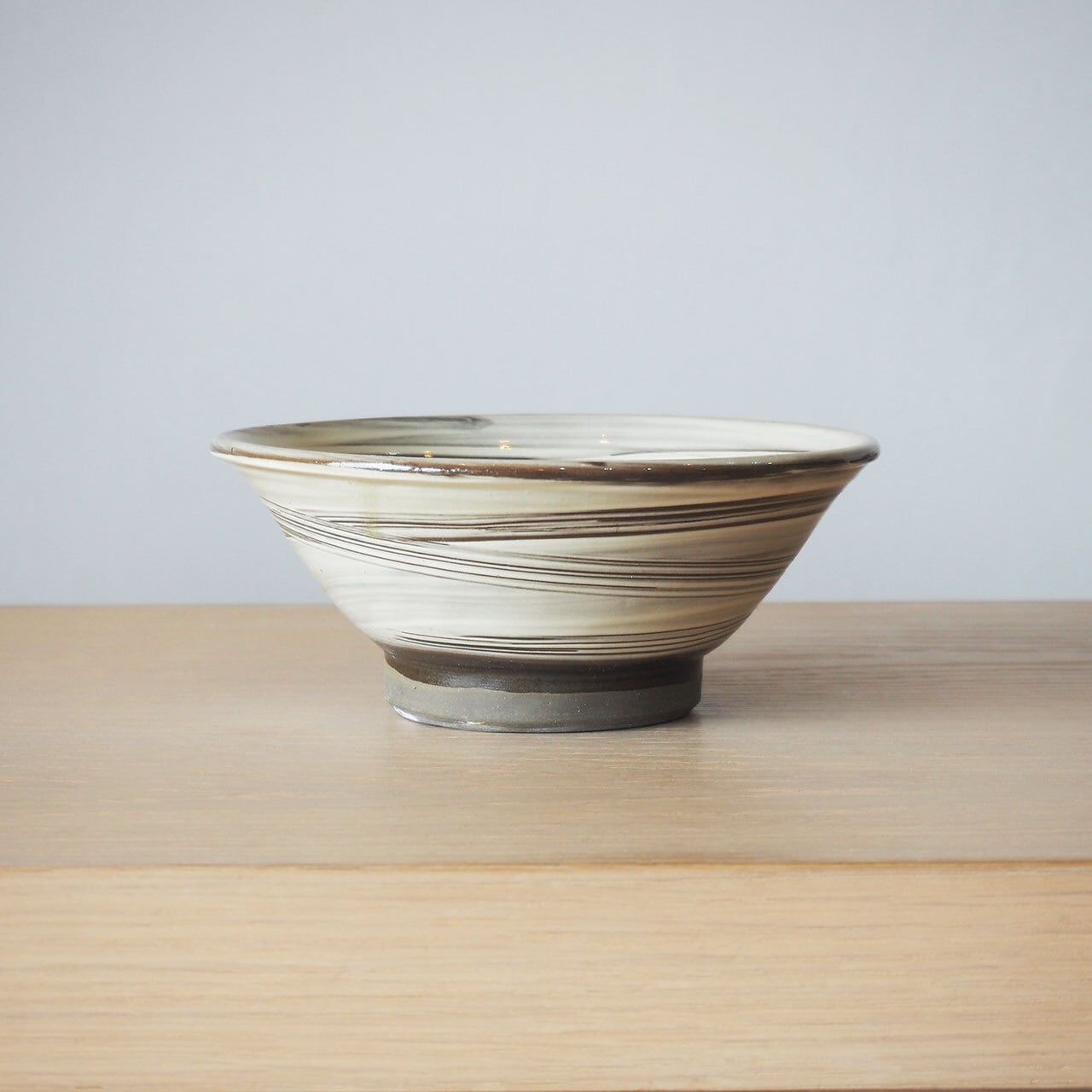 新品特価品！ 茶道具 鉄釉 臼形 水指 真清水福山 作 共箱【陶芸 京焼