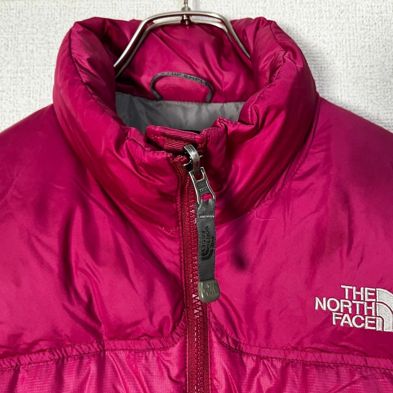 ノースフェイス ダウンジャケット ヌプシ 700 紫ピンク ワンポイントKG