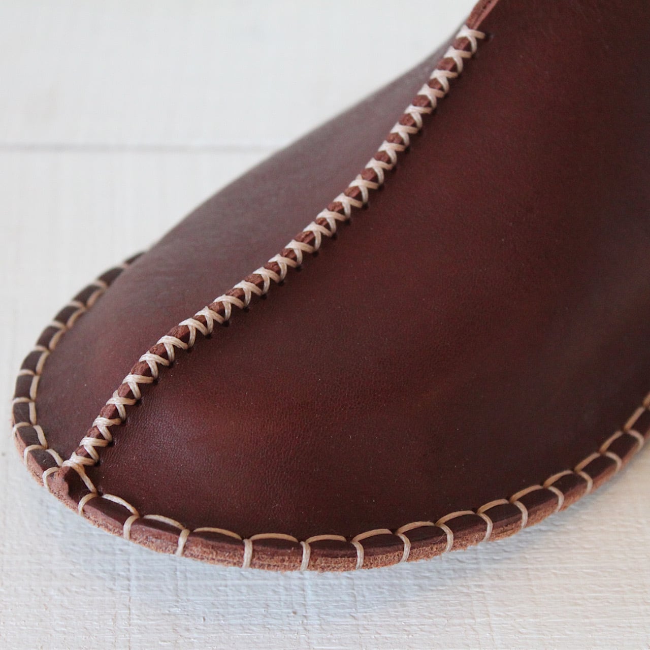 在庫限り特別価格！】送料込み 濃茶 おうちで縫える本革ルームシューズ