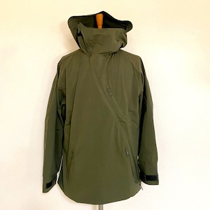 Diagonal Zipper Mountain Parka　Olive