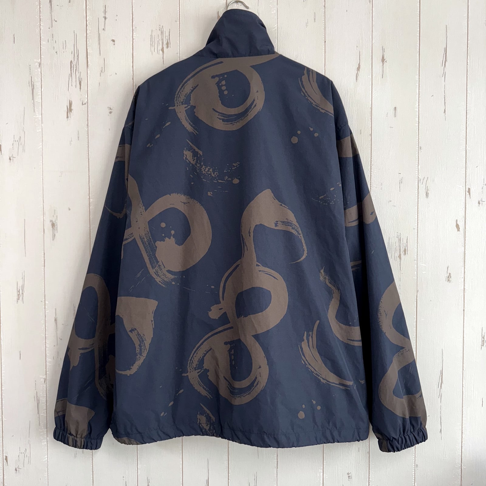 Regular Fit Full Sleeve High Neck Solid Nylon Jacket 8gshoot