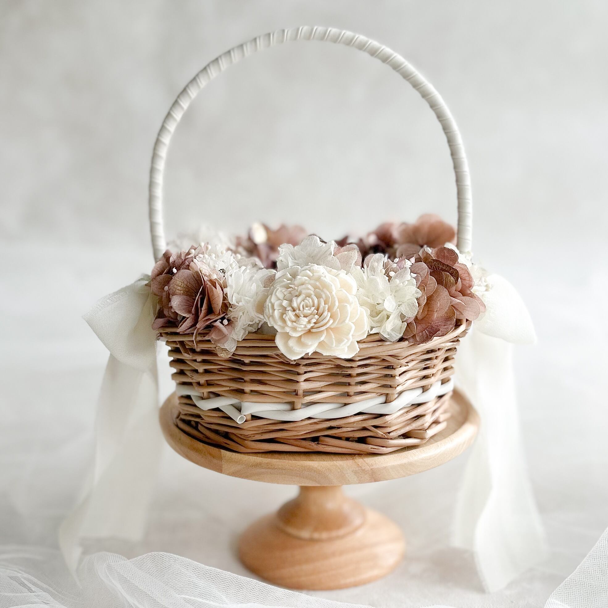 Oval Rose pink ringpillow