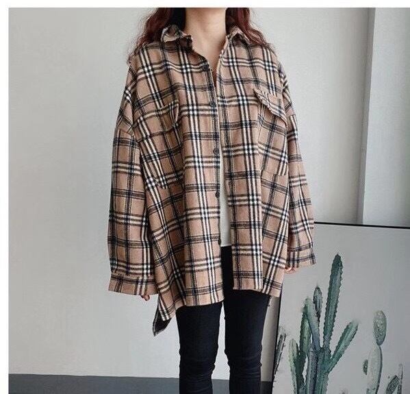 チェックシャツ