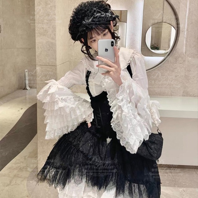 地雷系 ゴスロリ 姫袖シャツ 闇かわいい レース フリル エレガント 