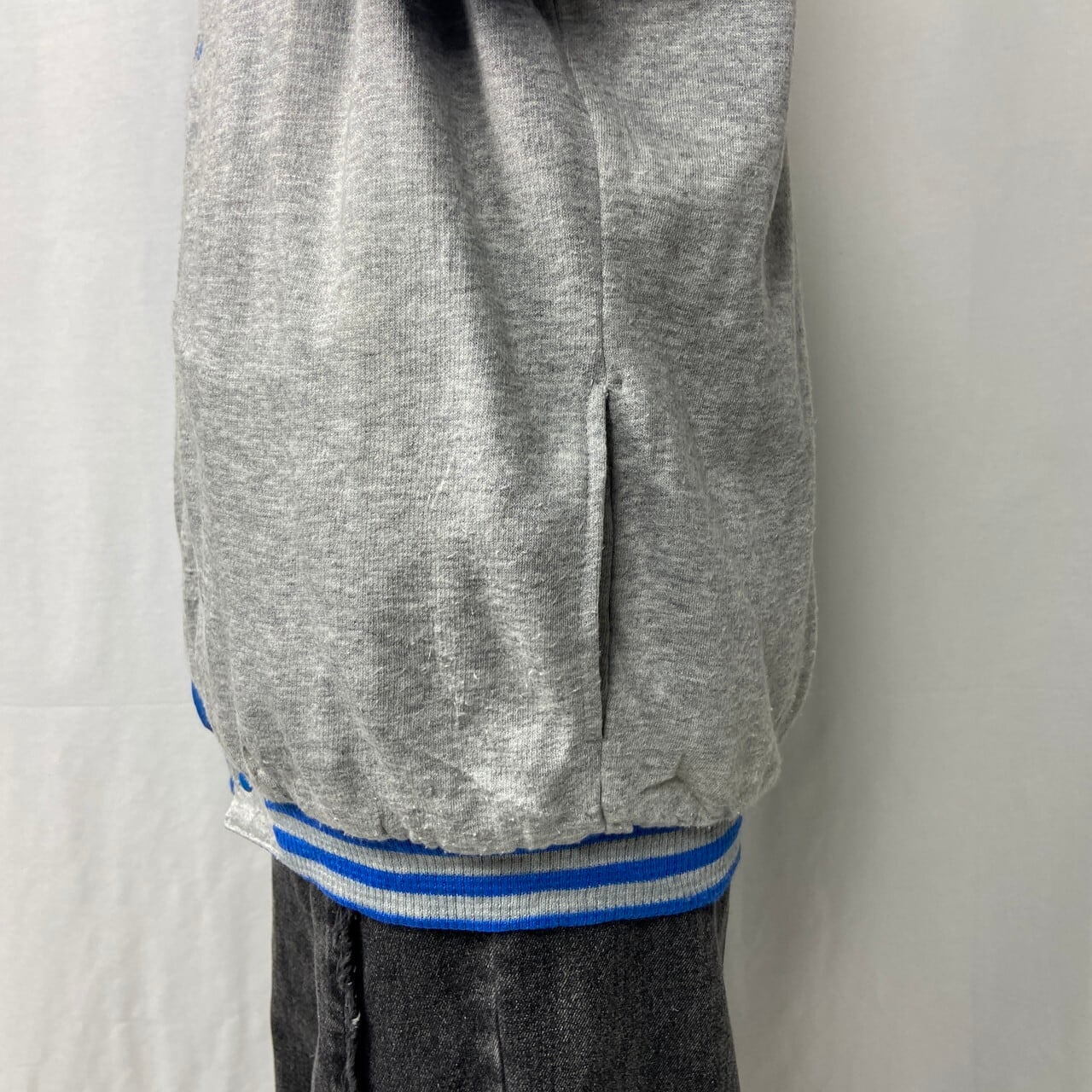 80s adidas ナイロンスタジャン シルバー トラックジャケット ジャージ ﾗｲﾌｽﾀｲﾙ アディカラー クラシックス ハイシャイン トラックジャケット