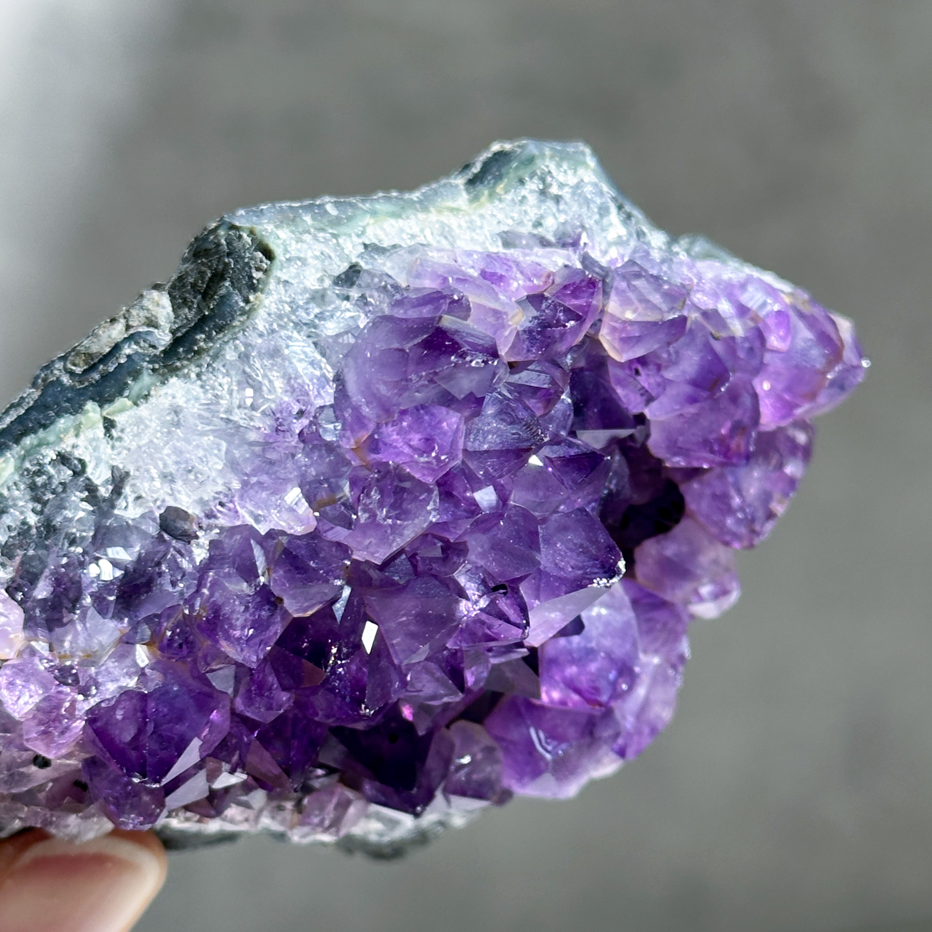 天使の指紋◎ウルグアイ産アメジスト 原石94◇ Amethyst ◇天然石