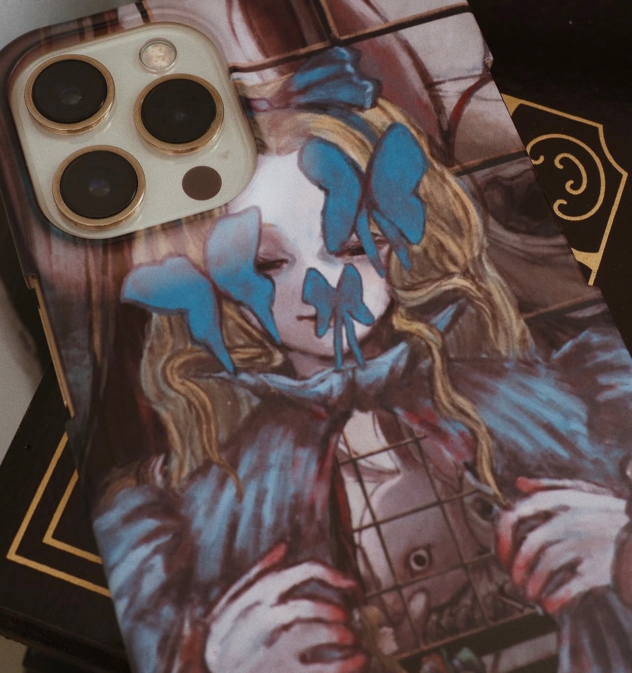 月の国のアリス　スマホケース