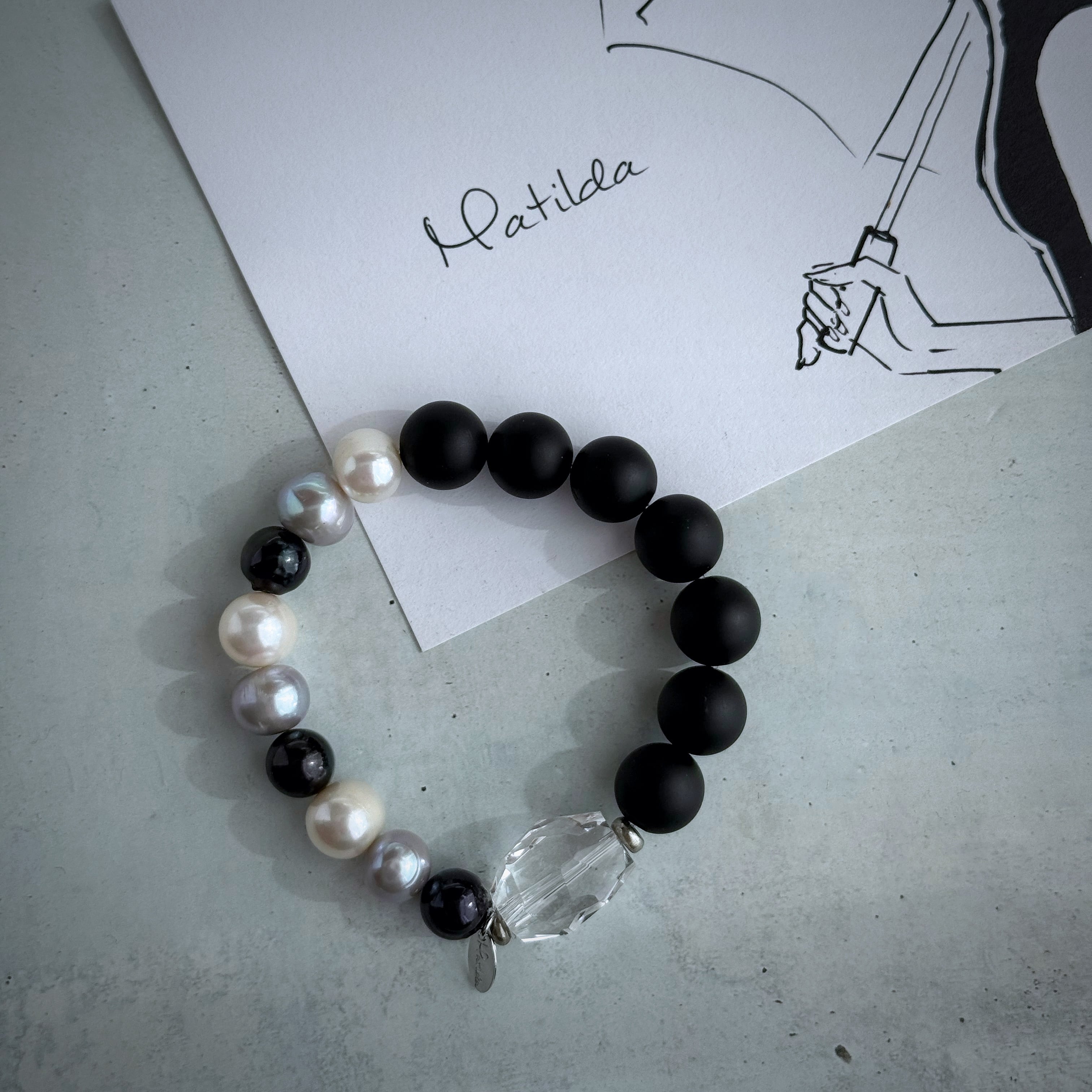 The 'Matilda' bracelet(オニキス×淡水パール×クォーツ)