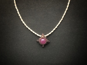 ピンクサファイア macrame necklace