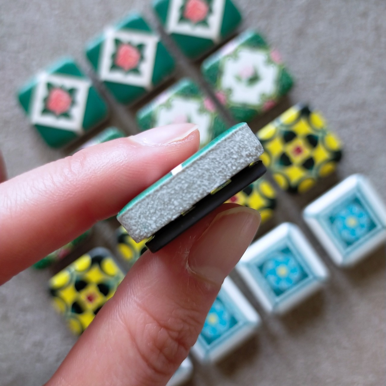 台湾マジョリカタイル マグネット（4個入り）