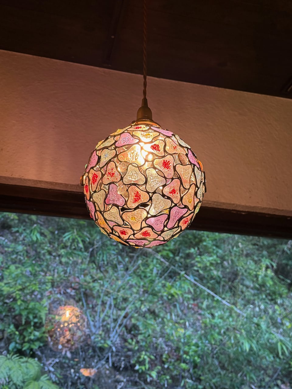 [新作・限定]カラーバブル（ステンドグラスの吊りランプ）（ペンダントライト）