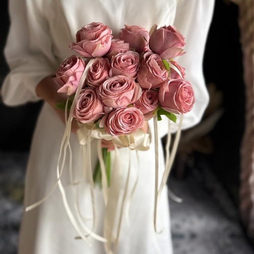 くすみピンクローズ×バレエコアクラッチブーケ☆ブートニア