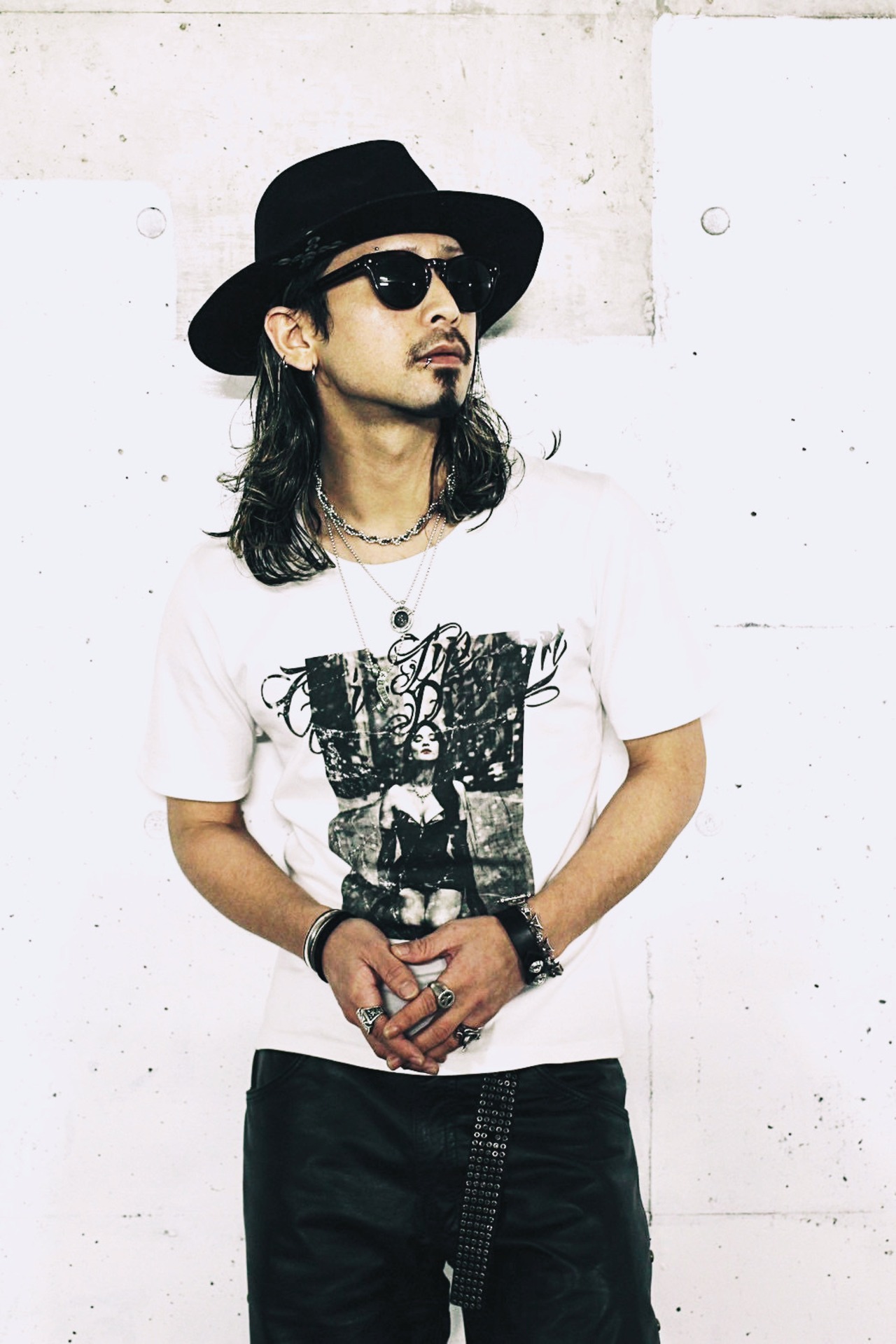 Done Graphic Slim Fit Tee