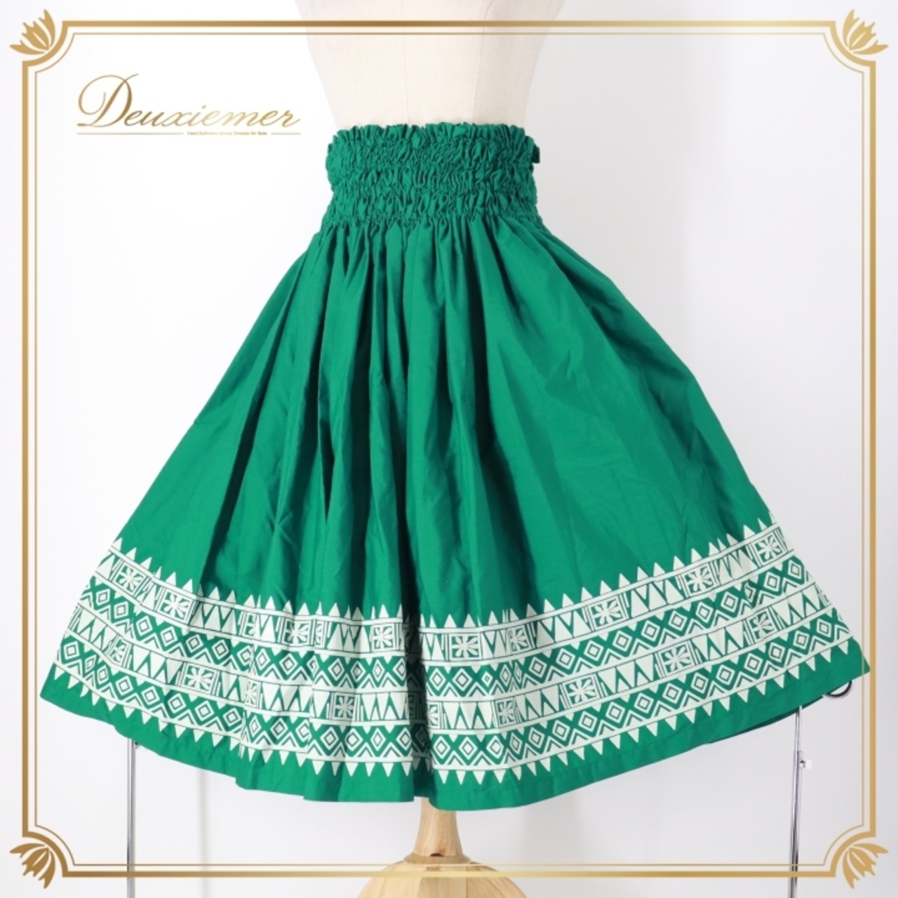 フラダンス 衣装 パウスカート グリーン系 HulaStyle カヒコ柄 ハワイアンプリント アロハ フラ ダンス シングル スカート フレア 華やか 鮮やか かわいい おしゃれ 大人 ホワイト系 緑 深緑 白 シンプル ダンス衣装 フラガール おしゃれスカート ハワイアンファッション エスニック 可愛いスカート カジュアルパウスカート レディースファッション 緑色系 フラダンス用スカート