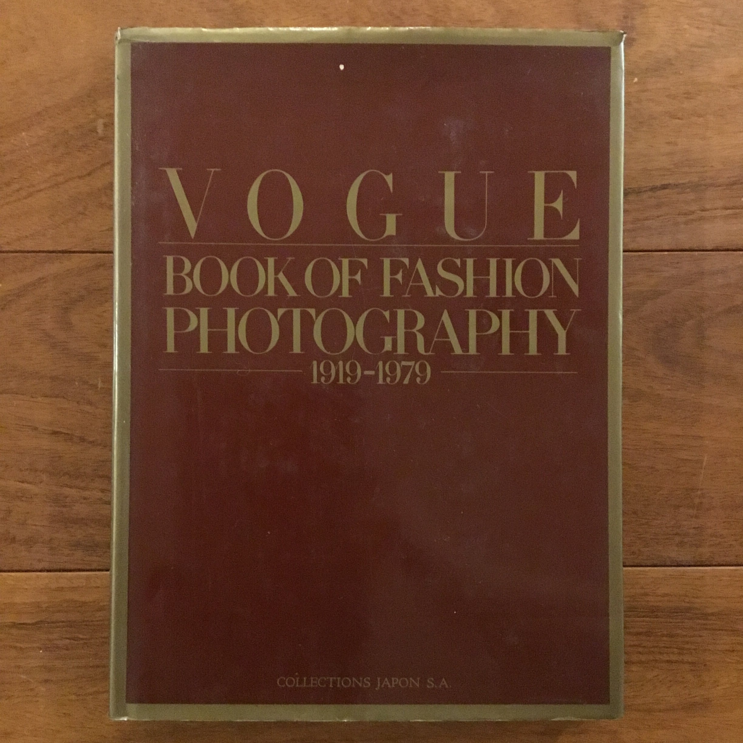 VOGUE Book of Fashion Photography 1919-1979 | Flying Books