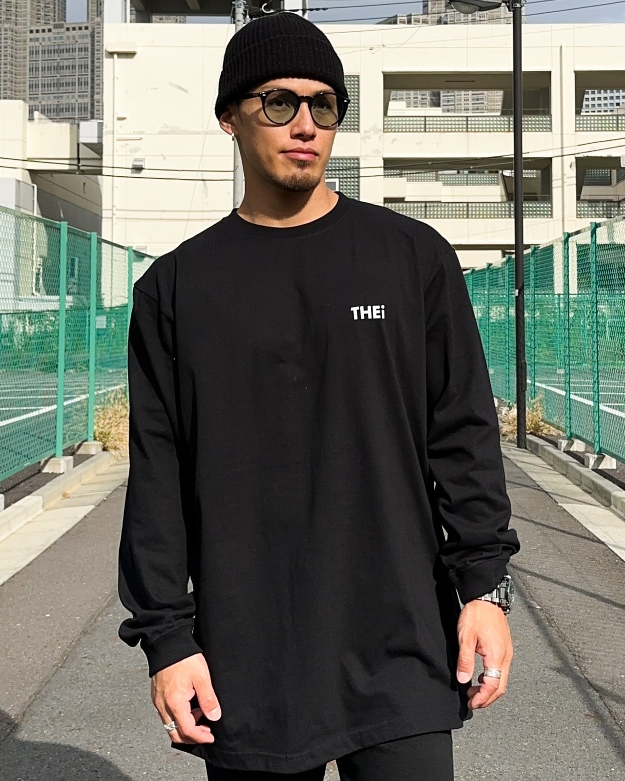 BASIC ONE POINT LONG T-SHIRT - BLACK