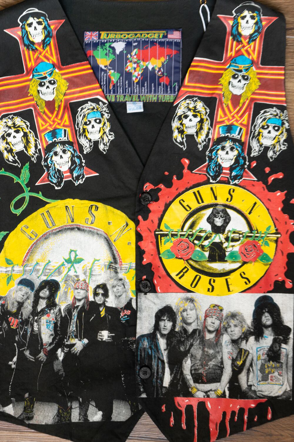 MADE IN ITALY】90s GUNS N ROSES 両面プリントベスト TURBO MADE IN ITALY】90s GUNS N ROSES 両面プリントベスト TURBO