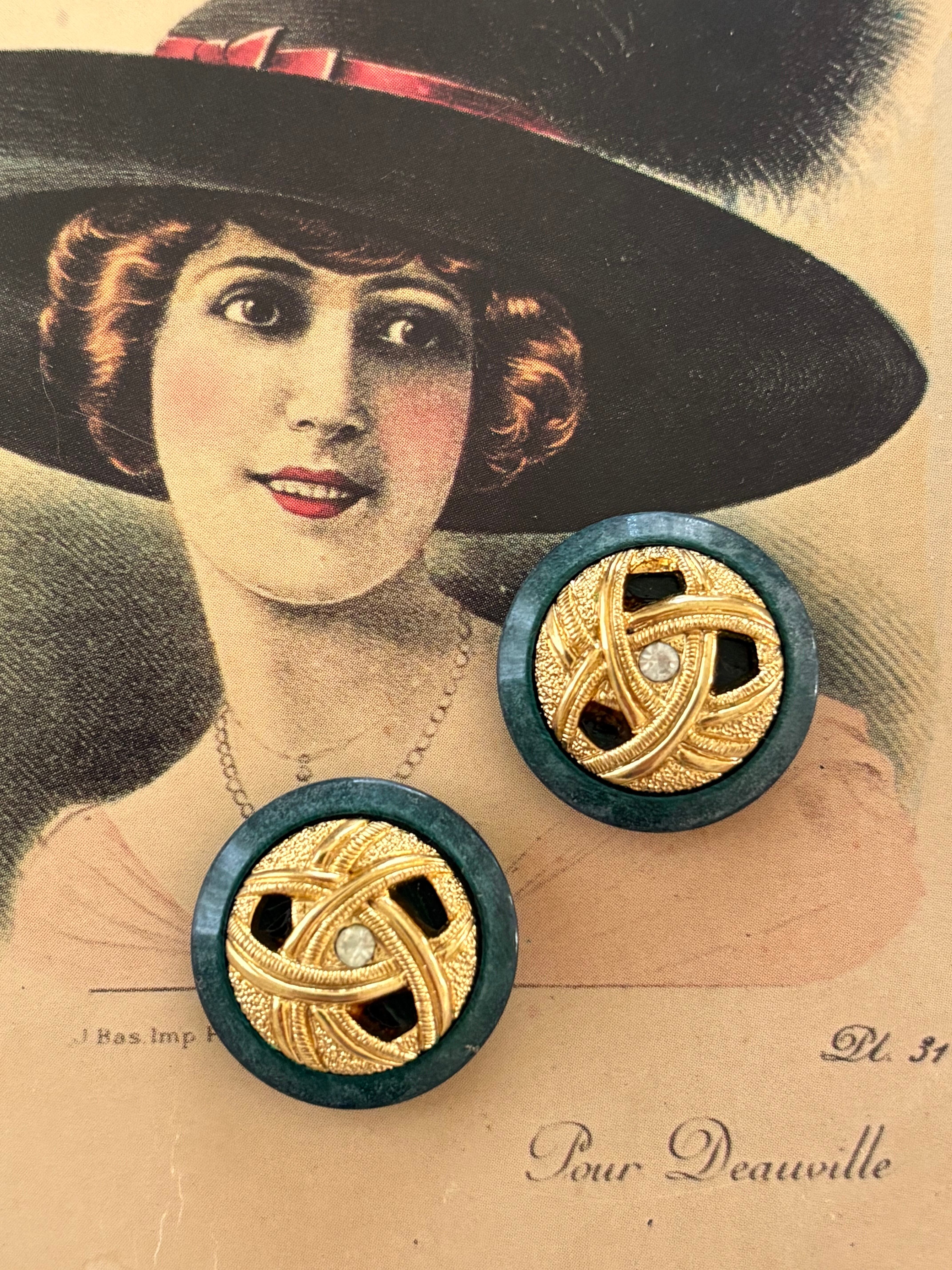 Import Vintageボタン グリーン×ゴールド 22mm ストーン 樹脂×メタル アクセサリーパーツ デコレーション材