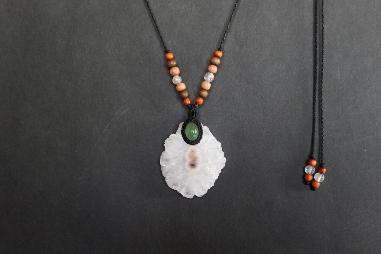 Solar Quartz & Serpentine micro macrame woody pendant