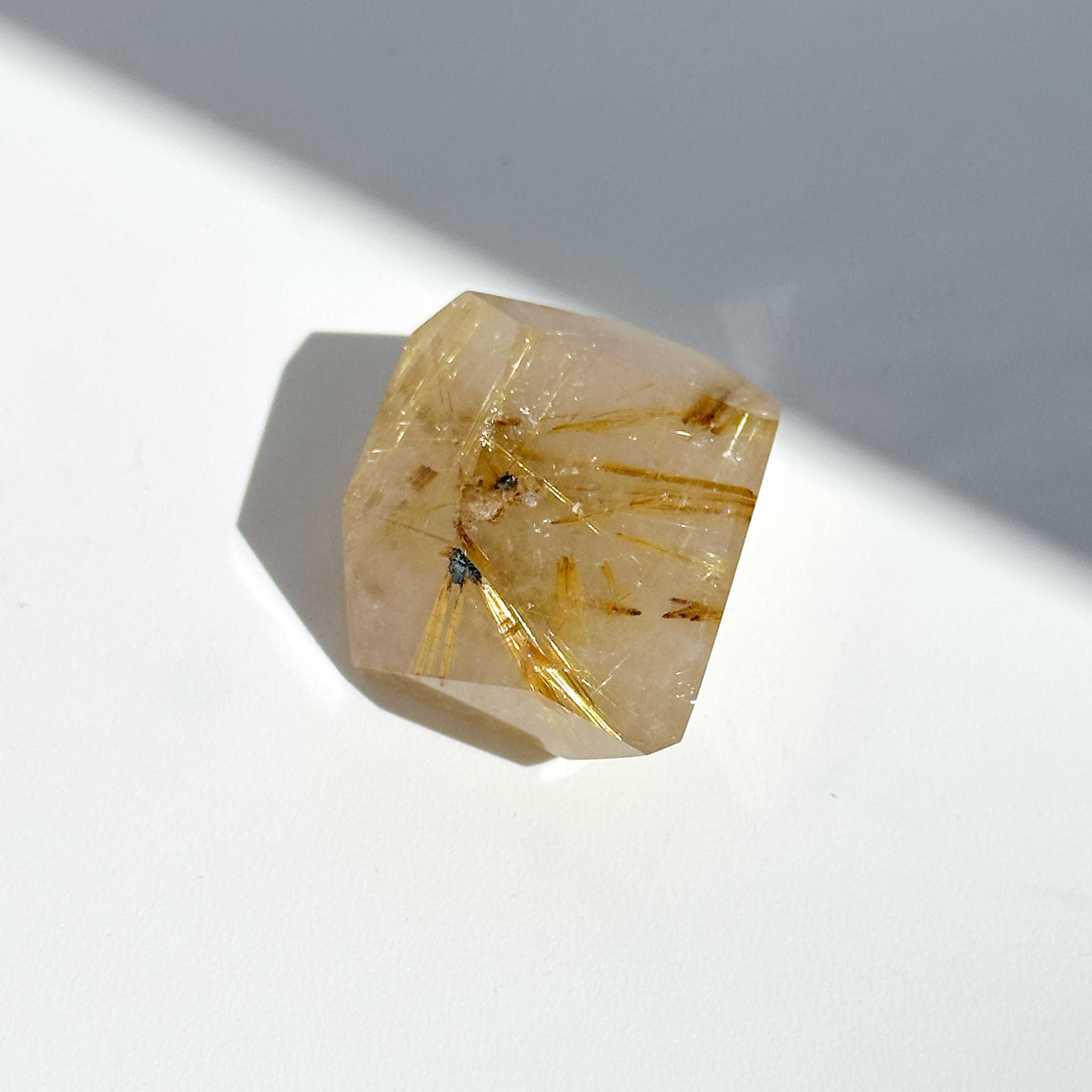 ルチルインクォーツ フリーフォーム54◇ Rutile in Quartz◇天然石・鉱物・パワーストーン・インテリア