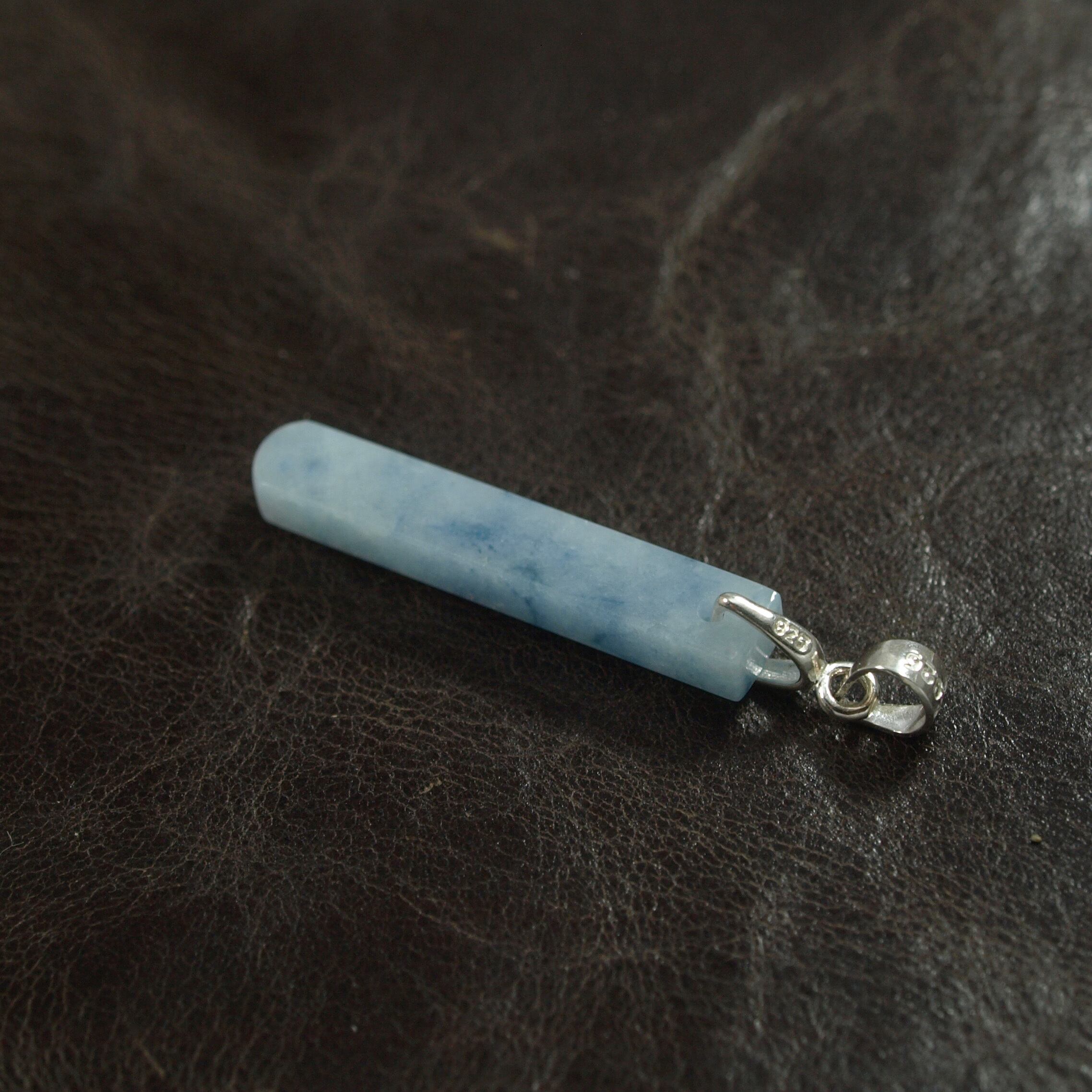 糸魚川翡翠 コン沢 青翡翠 ペンダントトップ 1.3g Itoigawa Blue