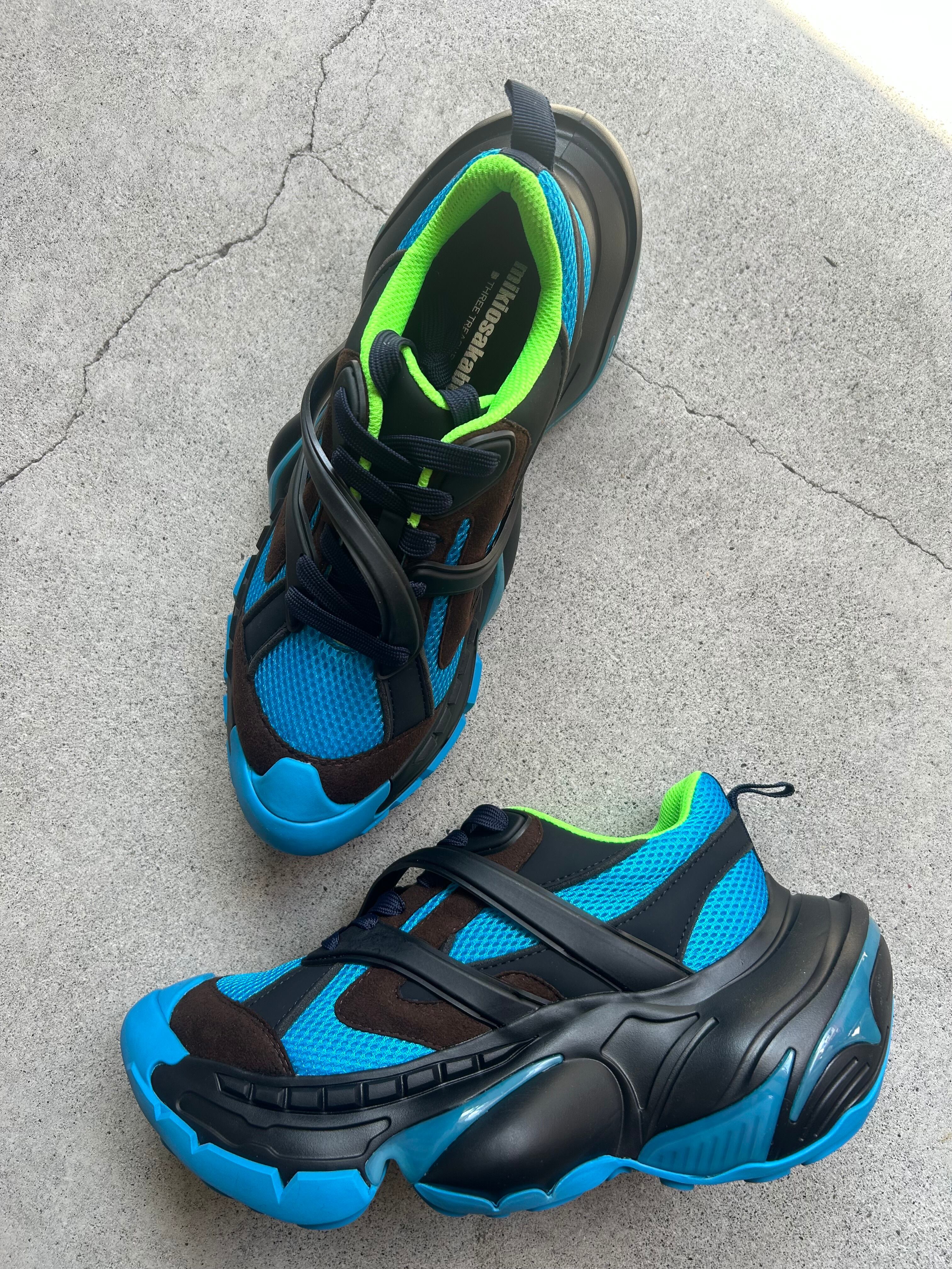 MIKIOSAKABE Multiverse Runner Blue | AAR