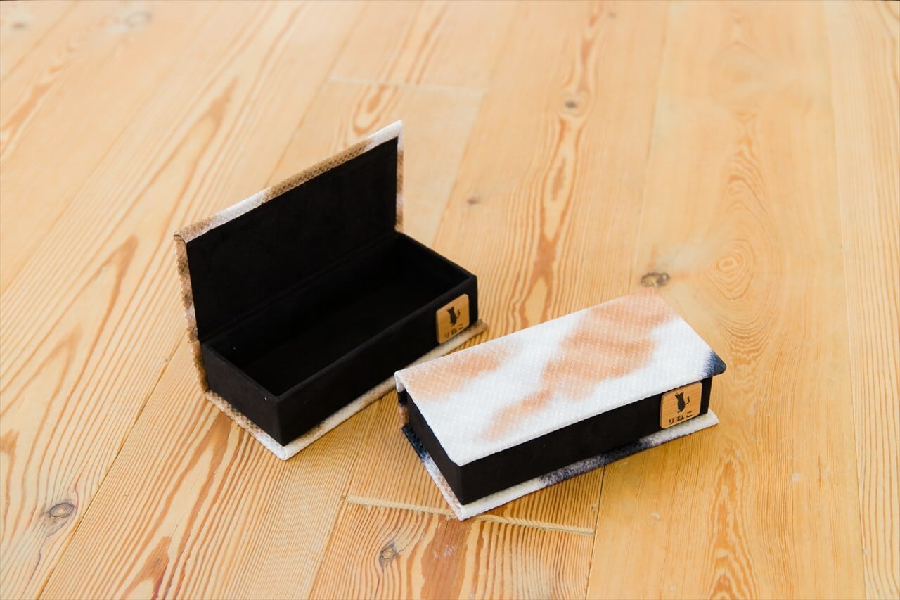 みけねこ、茶トラ柄が選べる りねこヒゲBOX | りねこオンライン