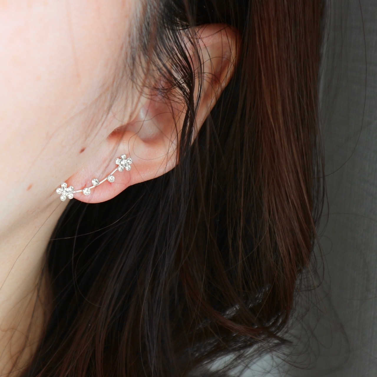 s925 きらきらダブルフラワーシルバーイヤーカフ　/ イヤリング　/ ピアス 金属アレルギー対応