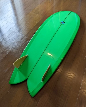 KatsuKawaminami Surfboards “ BNITA ‘5’6" “  TWIN  !!