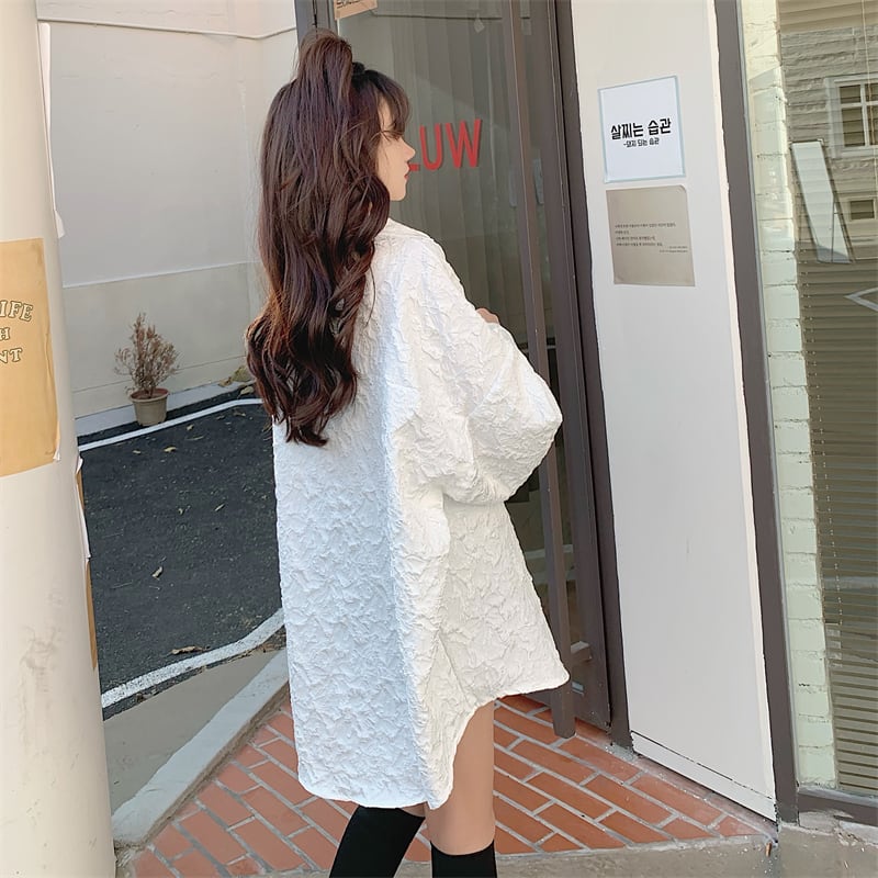 美品 刺繍シャツ ドロップショルダー オーバーサイズ ホワイト 白 黒 長袖 ブラウス シャツ Aライン オーバーサイズブラウス ドロップショルダー