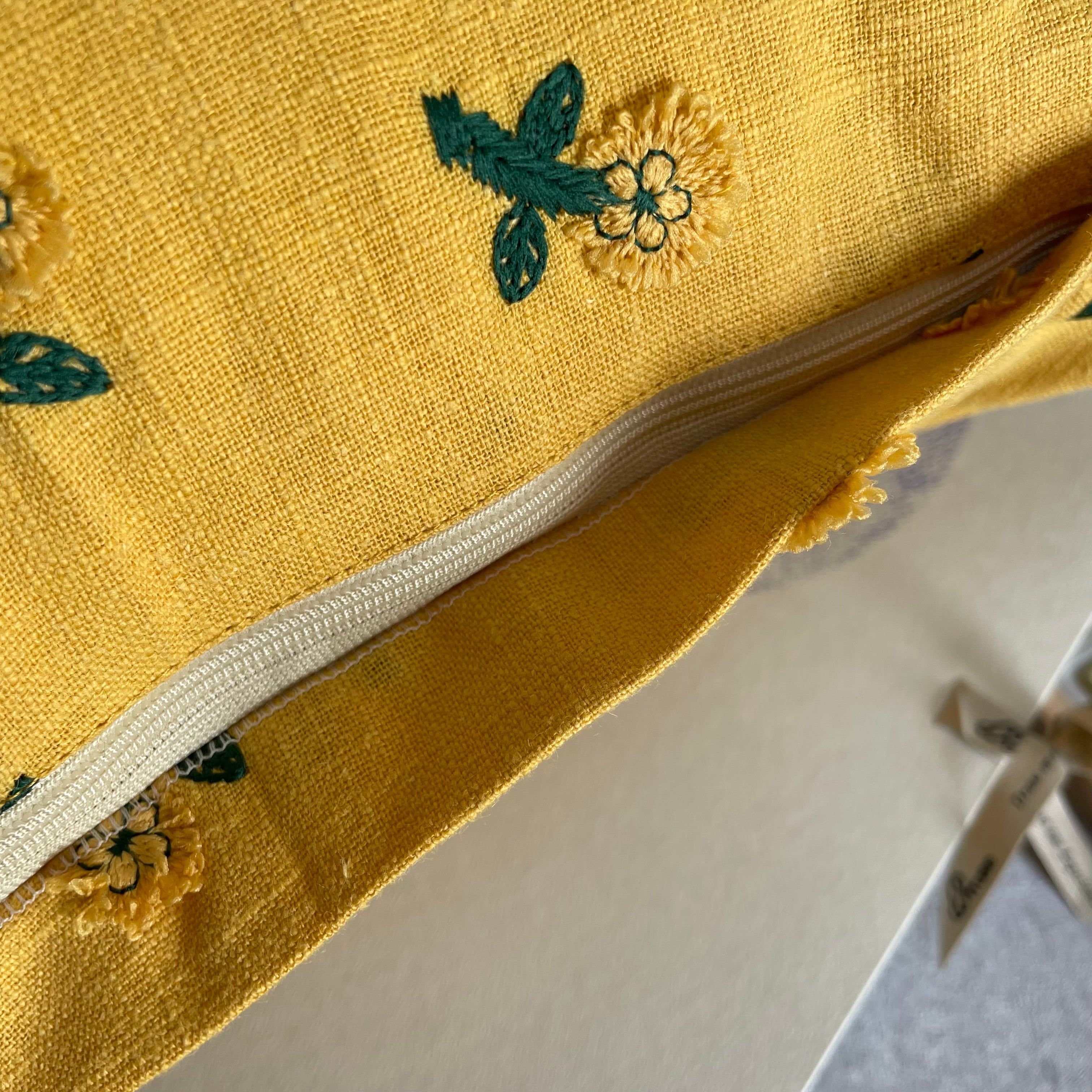 たんぽぽクッション 刺繍生地 全面刺繍 クッションカバー | Pay ID たんぽぽクッション 刺繍生地 全面刺繍 クッションカバー | Pay ID