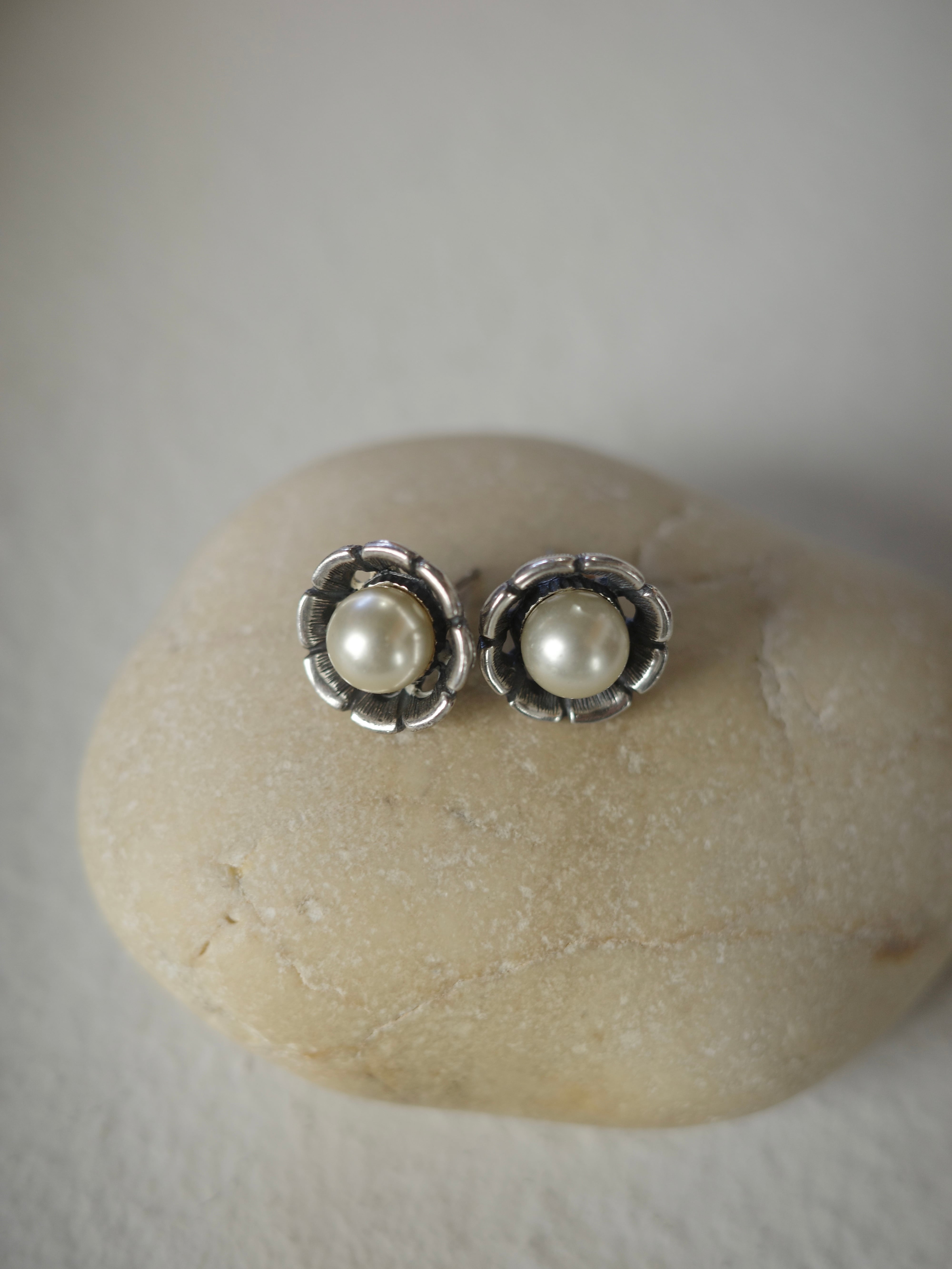 <vintages silver925>pearl flower pierce