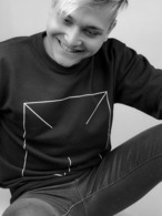 YUMA ロゴスウェットシャツ