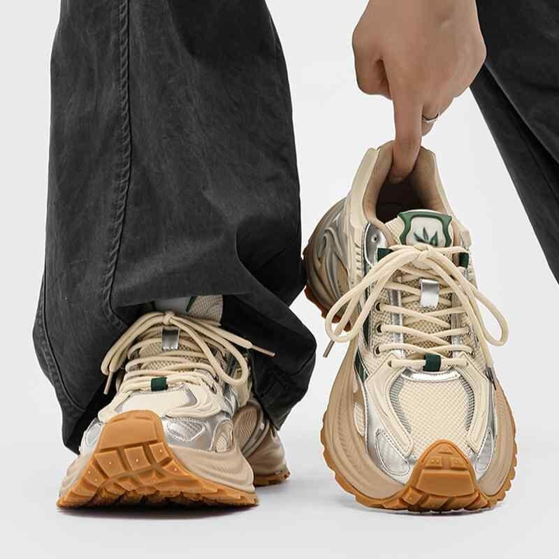 秋冬のオシャレに！】クラシックなデザインと本革の上質感！EMAの