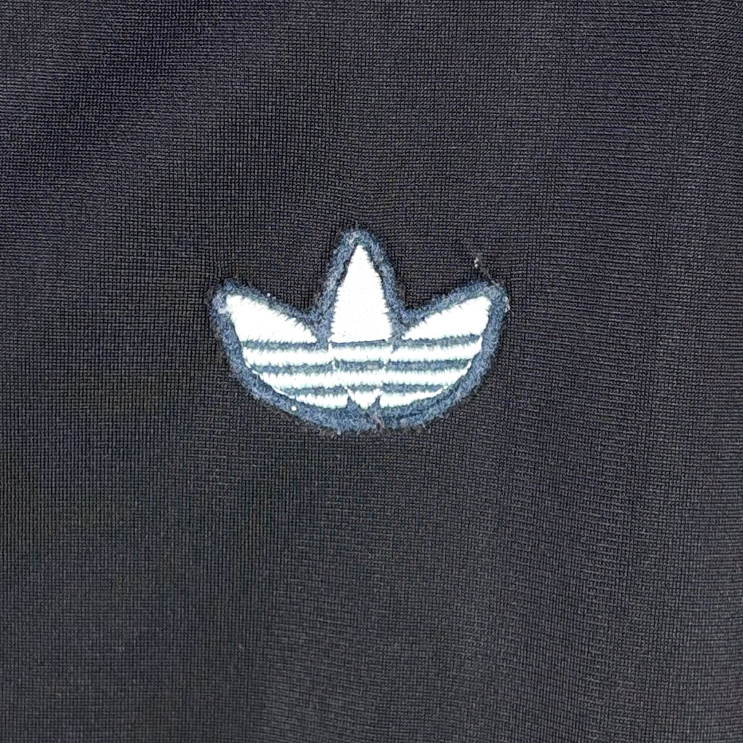 80s アディダス ハンガリー製 曲がりポケット ヴィンテージトラック
