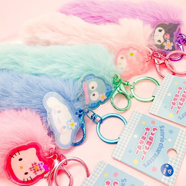 サンリオ ハローキティ しっぽ型ファーキーホルダー (ピンク) カオハナ