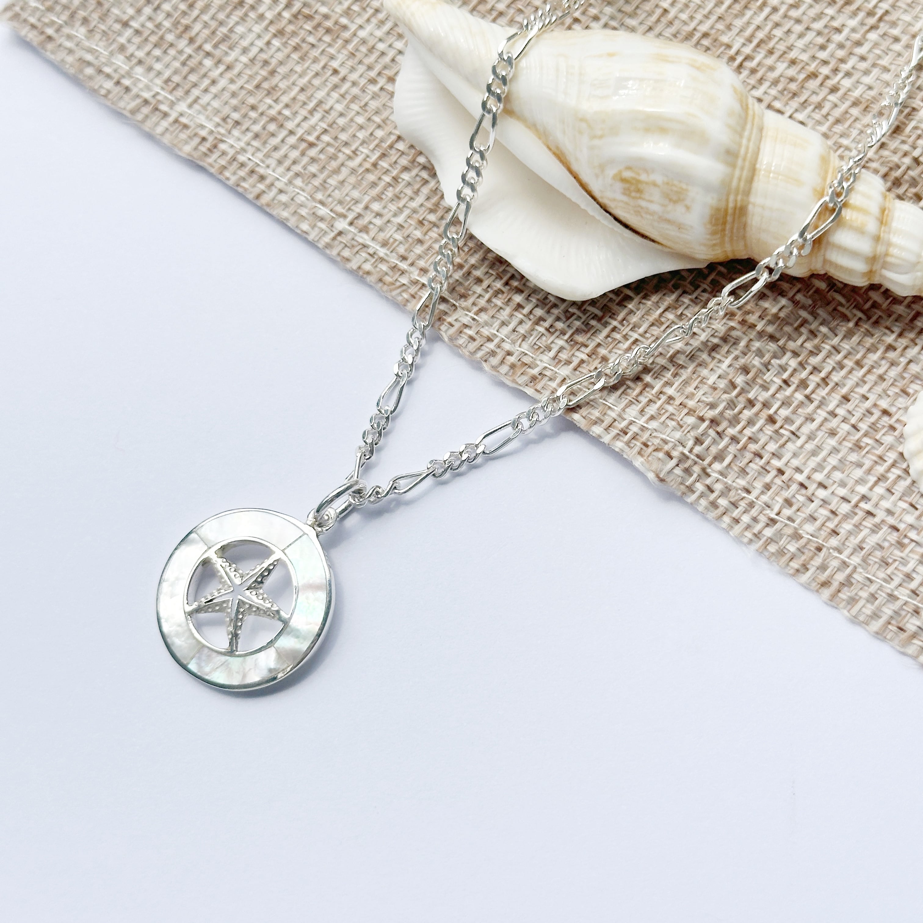 白蝶貝 ラウンド スターフィッシュ ネックレス with 太フィガロ