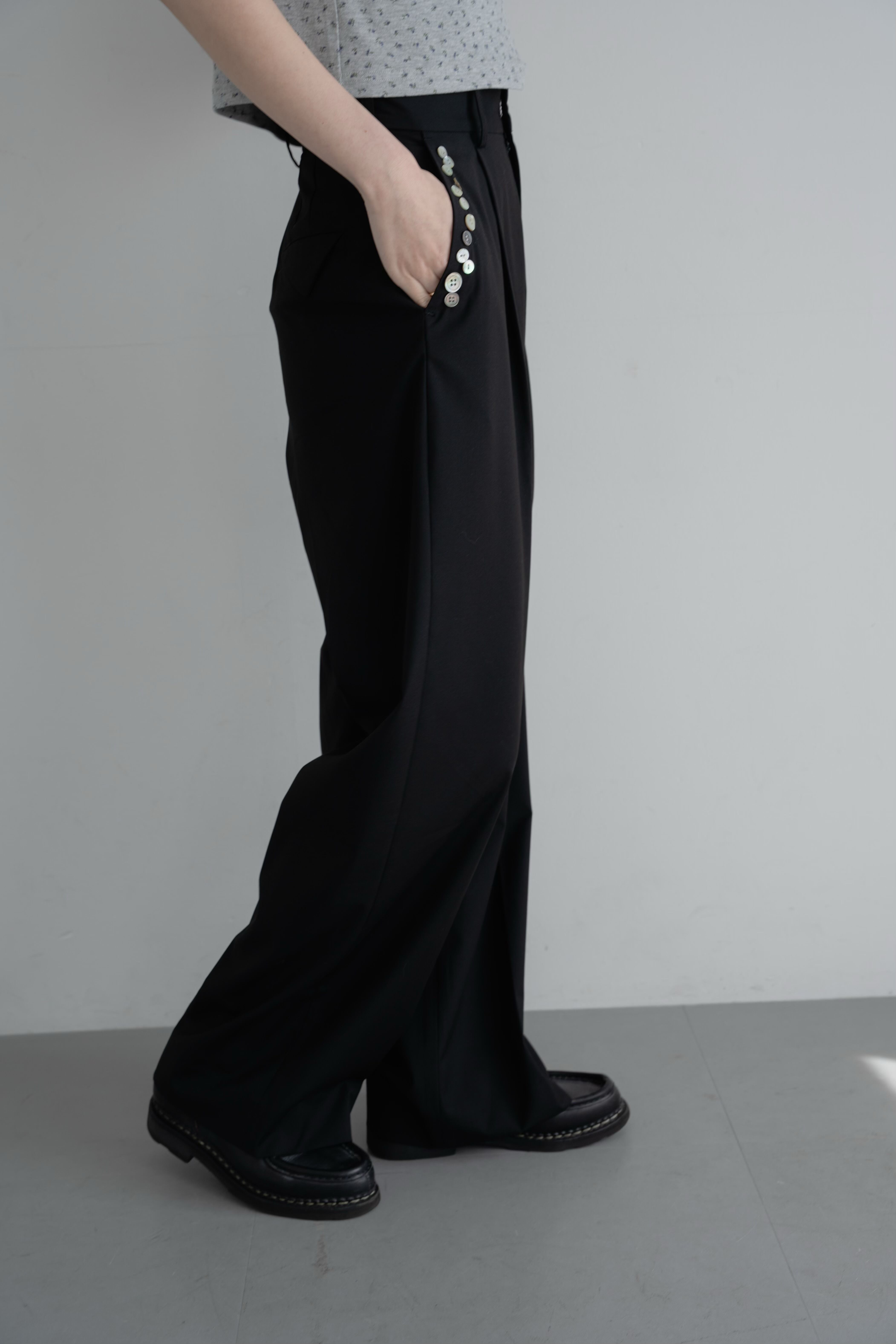 shell button slacks pants | philme