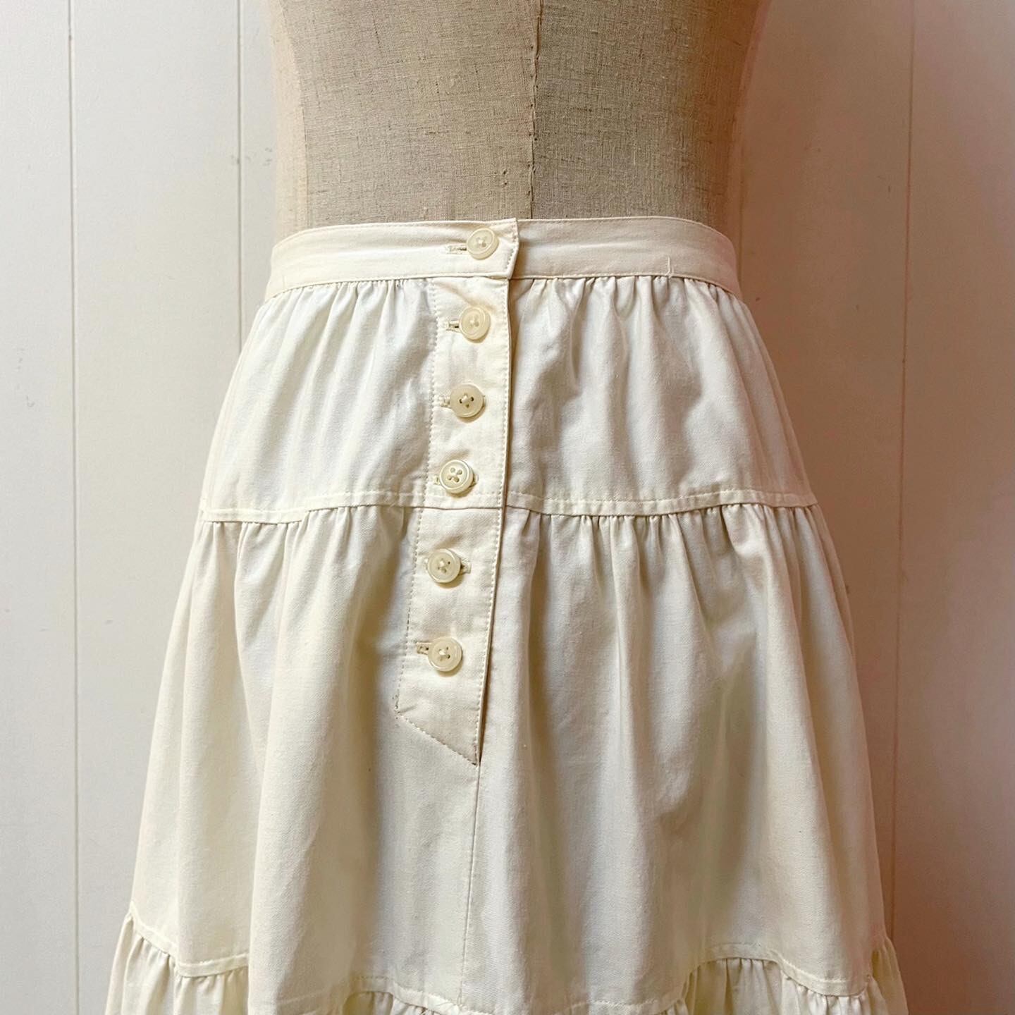 INGEBORG / ecru tiered skirt