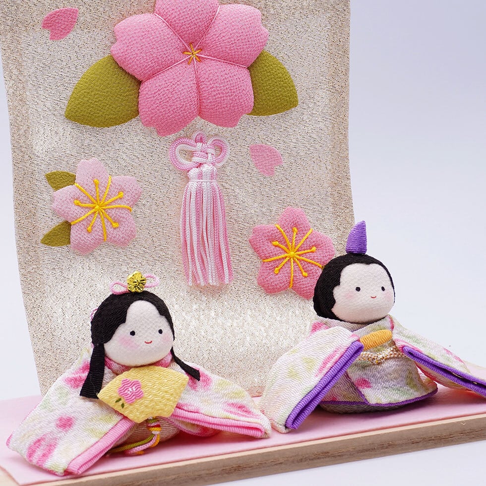 リュウコドウ（龍虎堂）ぽてりひな2人（麻の葉）桜几帳付 和雑貨