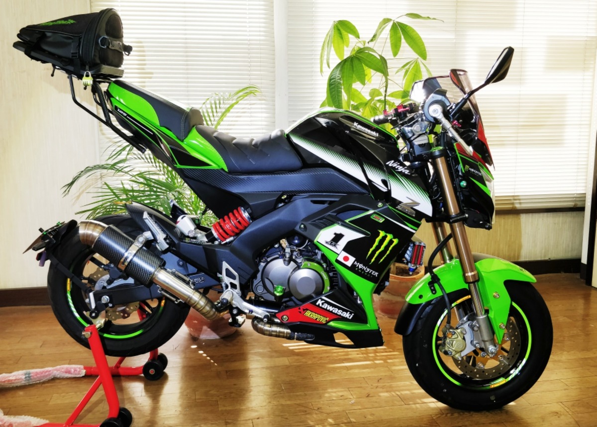 受注生産 zレーシング製 z125pro用ループツインサイレンサー カーボン 